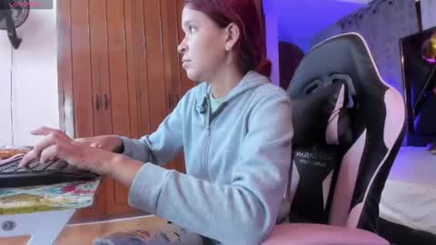 FOXXY online show from July 8, 2026, 11:48 am