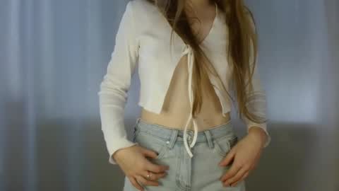 Snapshot of sweetie_lover chatting on September 16, 2025, 12:06 pm Annie online show from September 16, 2025, 12:06 pm