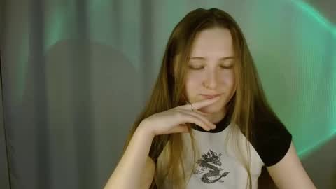 Snapshot of sweetie_lover chatting on September 23, 2025, 8:01 pm Annie online show from September 23, 2025, 8:01 pm