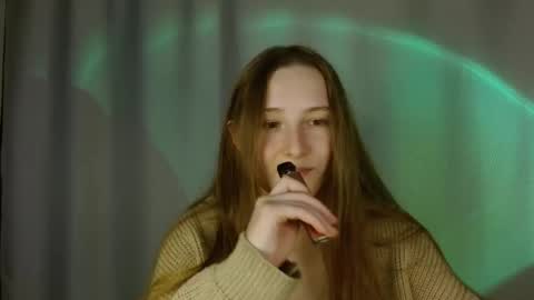 Snapshot of sweetie_lover chatting on September 24, 2025, 7:28 pm Annie online show from September 24, 2025, 7:28 pm