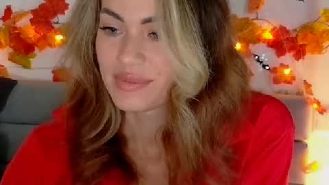 Snapshot of sweetiedarlingxoxox chatting on October 27, 2025, 11:25 am Daddy Babby Girl online show from October 27, 2025, 11:25 am