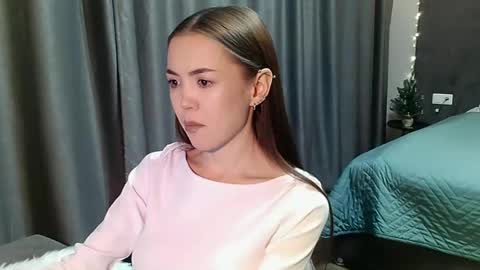 sweetieee_kira online show from January 9, 2026, 9:05 pm