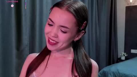 sweetieee_kira online show from February 14, 2026, 1:24 am