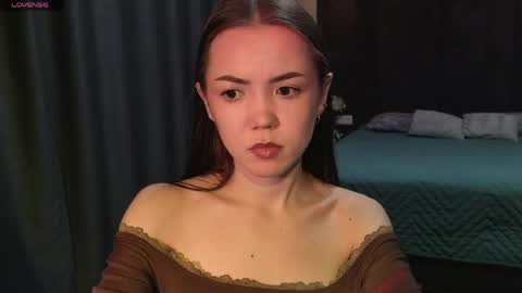 sweetieee_kira online show from April 26, 2026, 3:15 am