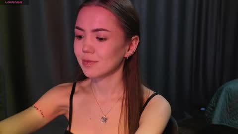 Snapshot of sweetieee_kira chatting on May 9, 2026, 3:23 am sweetieee_kira online show from May 9, 2026, 3:23 am