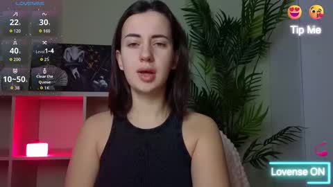 Snapshot of sweetiekendl chatting on February 17, 2026, 10:27 pm Kendl online show from February 17, 2026, 10:27 pm