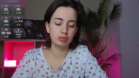 Snapshot of sweetiekendl chatting on March 25, 2026, 11:00 pm Kendl online show from March 25, 2026, 11:00 pm