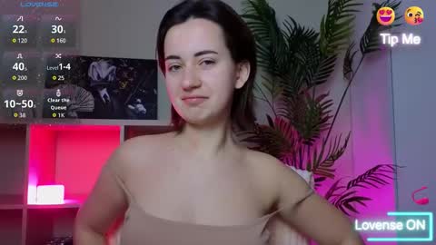 Snapshot of sweetiekendl chatting on March 26, 2026, 10:37 pm Kendl online show from March 26, 2026, 10:37 pm