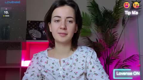 Snapshot of sweetiekendl chatting on April 18, 2026, 2:10 pm Kendl online show from April 18, 2026, 2:10 pm