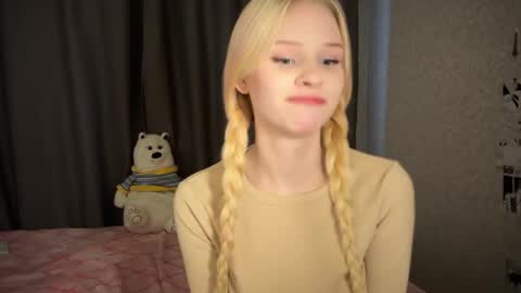 Snapshot of sweetielis chatting on January 4, 2025, 9:54 am sweetie Lisa3 online show from January 4, 2025, 9:54 am