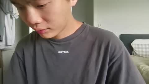 Snapshot of sweetiepuppy421 chatting on December 23, 2025, 1:25 am sweetiepuppy421 online show from December 23, 2025, 1:25 am