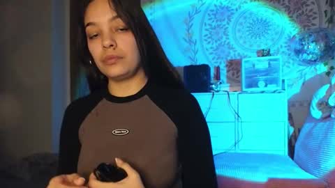 Blu Sweets online show from December 18, 2025, 6:03 pm