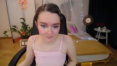 sweetintouch online show from February 25, 2025, 11:22 pm