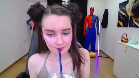 sweetintouch online show from February 28, 2025, 9:44 pm