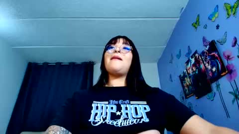 Snapshot of sweetisabella__ chatting on May 7, 2026, 7:36 am Isabella online show from May 7, 2026, 7:36 am