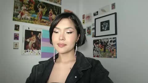 SweetJess online show from December 14, 2024, 1:50 am