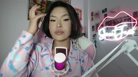 SweetJess online show from February 6, 2025, 3:06 am