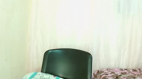 mishel online show from December 4, 2025, 4:44 am