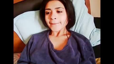 Snapshot of sweetlatinafit chatting on April 27, 2026, 2:04 pm sweetlatinafit online show from April 27, 2026, 2:04 pm