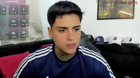 SWEETLATINBOY  online show from April 7, 2026, 9:15 pm