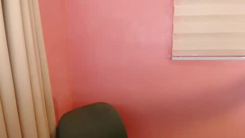 Leah online show from January 28, 2025, 7:32 pm