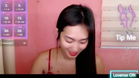 Leah online show from March 12, 2025, 12:20 am