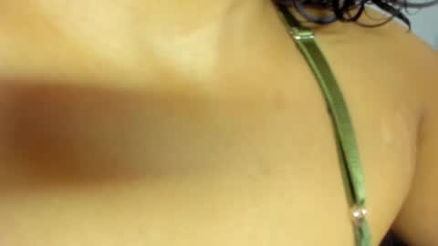 Snapshot of sweetlesbianseduction chatting on May 6, 2026, 11:26 am Azulandvioleta online show from May 6, 2026, 11:26 am