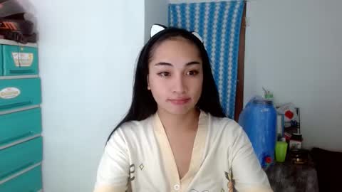 Lilly online show from December 5, 2024, 3:28 pm