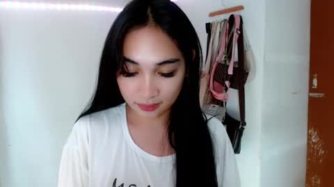 Lilly online show from February 18, 2025, 2:38 pm