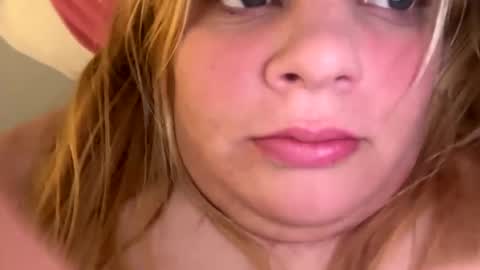 Snapshot of sweetlisa92 chatting on January 29, 2025, 5:13 pm Lisa  online show from January 29, 2025, 5:13 pm