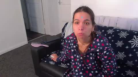 Elena online show from September 12, 2025, 8:03 am