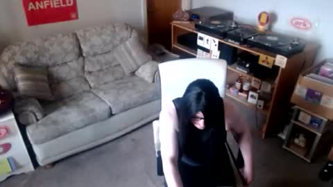 sweetlouise69 online show from October 24, 2025, 10:55 am