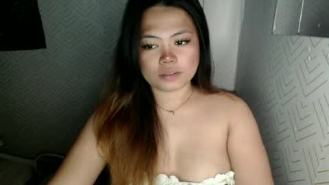 NICOLE online show from June 18, 2026, 6:34 pm