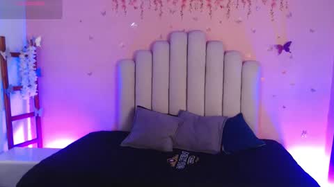 Snapshot of sweetlu_gh chatting on October 4, 2025, 7:12 pm Sweetlu online show from October 4, 2025, 7:12 pm