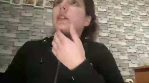 Snapshot of sweetmandyy chatting on December 5, 2024, 4:12 pm sweetmandyy online show from December 5, 2024, 4:12 pm