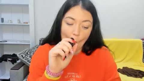 sweetmarylove online show from October 3, 2025, 9:28 am