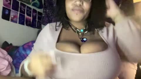 Snapshot of sweetmelonns chatting on February 3, 2026, 6:00 am goddessmelodie online show from February 3, 2026, 6:00 am