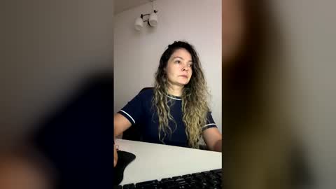 Monic online show from April 9, 2026, 4:12 pm