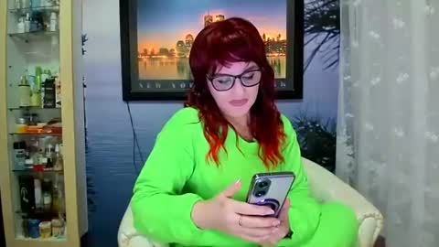 sweetmom4you online show from February 4, 2025, 10:21 am