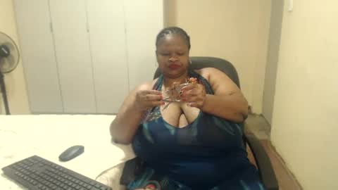 sweetnoziexxx online show from December 6, 2024, 6:39 pm