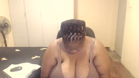 sweetnoziexxx online show from March 2, 2025, 2:00 pm