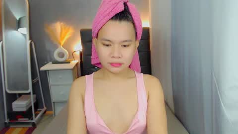 Snapshot of sweetnwildts chatting on May 14, 2026, 11:50 am Ghena online show from May 14, 2026, 11:50 am