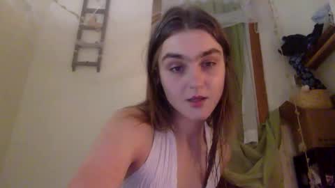 sweetpeach232323 online show from December 20, 2024, 2:19 am