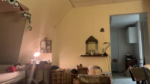 sweetpeach232323 online show from August 8, 2026, 3:30 am
