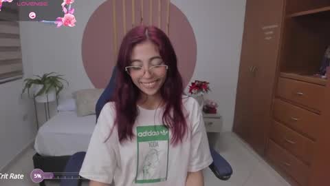 sweetpeach_20 online show from February 17, 2025, 10:36 pm