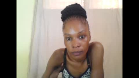 ESTHER online show from January 17, 2025, 5:53 am