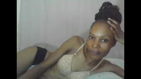 ESTHER online show from January 26, 2025, 6:27 pm