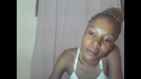 ESTHER online show from February 12, 2025, 12:58 am