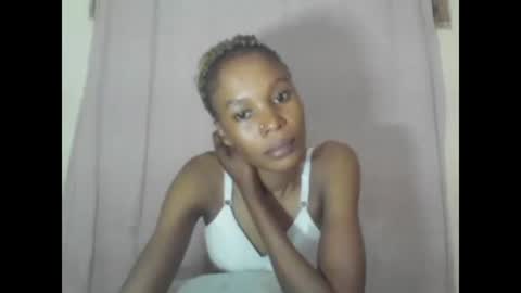 ESTHER online show from February 21, 2025, 6:59 pm