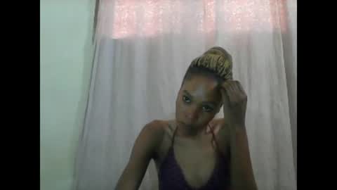 ESTHER online show from March 3, 2025, 12:37 pm